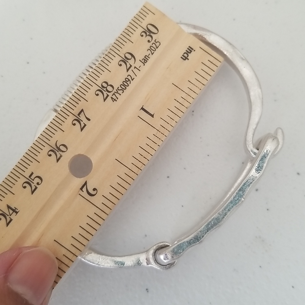 POMINA Hammered Handmad Bangle Cuff Bracelet - Picture 5 of 5